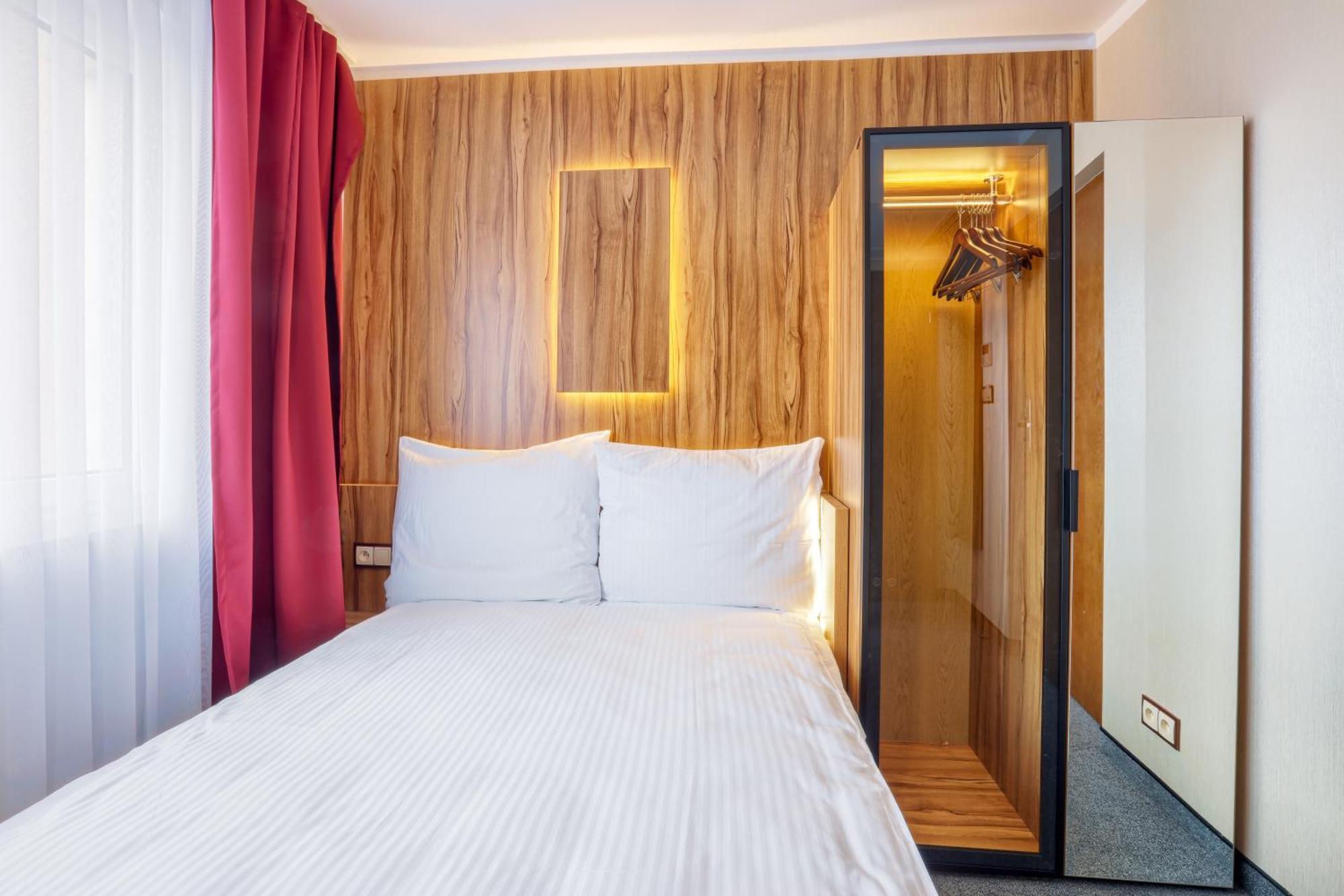 Hotel Weneda Opole Værelse billede