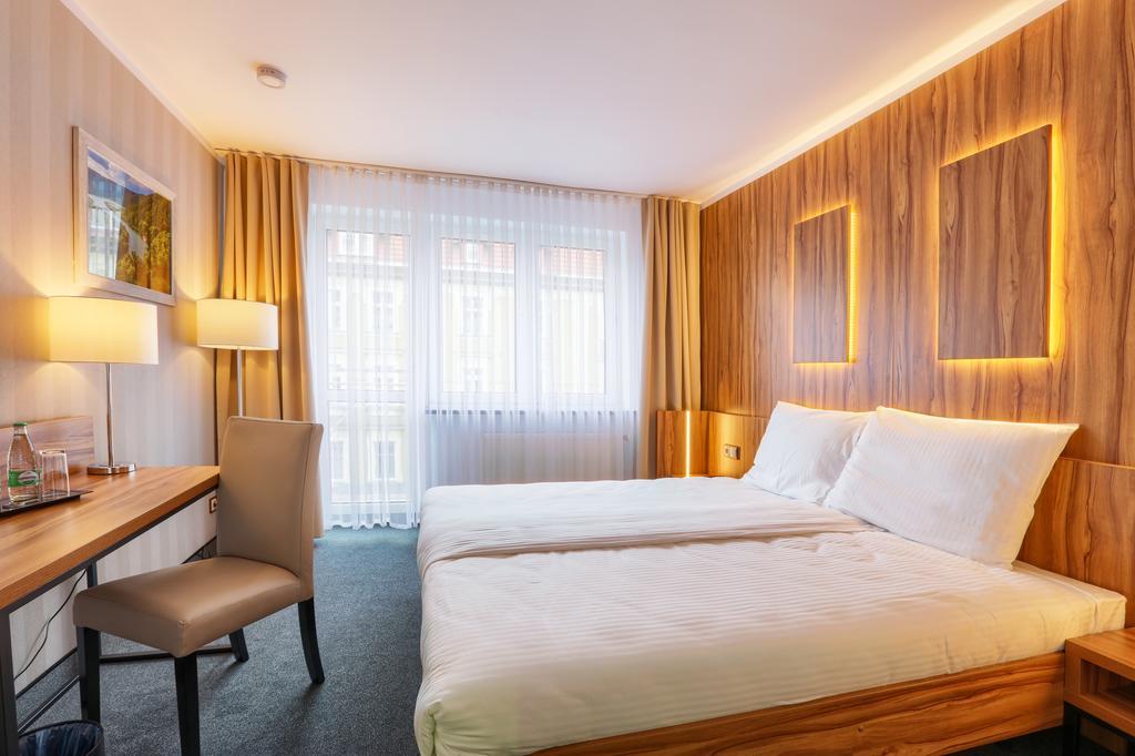 Hotel Weneda Opole Værelse billede