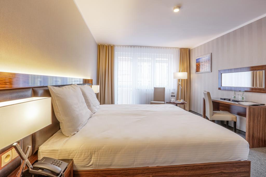 Hotel Weneda Opole Værelse billede